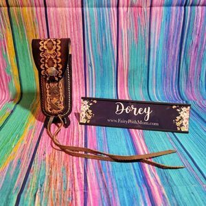 🔷️Ornate Vintage Oval Tooled Leather Belt Loop Knife Sheath or Case